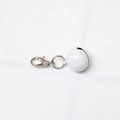 Colgante de cascabel blanco redondo con cierre de langosta plateado para collares DIY - Blanco Pintado