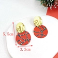 Detaillierte Größenansicht handgefertigter Weihnachtsohrringe mit Maßen 5,5 cm mal 3,3 cm - Rote gepunktete Kreisscheibe