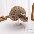 Dettaglio cappello pescatore neonato a fiori con fiocco a pois e pizzo fine - caffè / 50cm (1-3 anni)