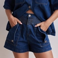 Dunkelblaue Denim-Shorts für Damen mit Cargotaschen und Knöpfen in Holzoptik - L / Unterteile / Dunkelblau