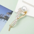 Elegant gold S-shaped hair clip featuring sparkling rhinestones and a large pearl accent - B3432# Pearl S-Shape