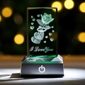 Veilleuse en cristal gravée laser 3D motif rose avec socle lumineux coloré - Bague Fleur de Rose / 5x5x8CM