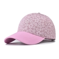 Detailansicht der rosa Baseballkappe mit 3D-Blumenmuster und glatter Krempe - Spitze Blumen Rosa