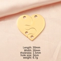 Dettaglio del ciondolo puzzle a cuore dorato con dimensioni di 30mm e lo spessore - Doppio Foro / Oro 18K