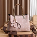 Bolso de mano de cuero PU rosa con asas marrones y correa de hombro floral - Rosa