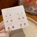 Golden and silver week earring set with pearls and rhinestones on card display - E5154 Gold