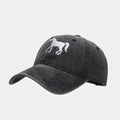 Casquette de baseball en coton délavé gris foncé avec broderie de cheval blanc - Réglable / Noir