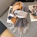Premium sjaal van 100% geitenwol met grijs en camel kleurblokken en franjes - 190*35cm / Khaki Grijs