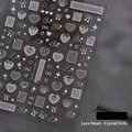 Vue macro des stickers ongles en dentelle 3D avec cristaux motifs cœur et papillon - 3843# Cœur en Dentelle Avec Cristaux