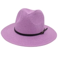 Dettaglio della trama del cappello Panama viola con fascia nera e fibbia dorata - Taglia Unica (Paglia Piatta) / Viola Taro (Fascia in Pelle Nera)