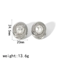 Détail de boucles d'oreilles ovales en zircon avec dimensions 24,5mm x 20mm et poids 13,6g - Style de Texture Spirale en Argent avec Zirconia Blanc (TE6781-WT-S)