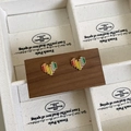 Boucles d'oreilles cœur à rayures arc-en-ciel avec finition émail coloré et doré - Coeur Arc-en-ciel Or 14K