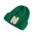 Green knitted beanie for kids with off-white embroidered N letter detail - Green