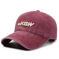 Casquette de baseball en coton délavé bordeaux avec lettres EKGW brodées à l'avant - Réglable / Rouge