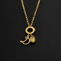 Elegante 14K vergulde roestvrijstalen ketting met letterhanger en gele zirkonia steen - Goud / 40+5cm Kettinglengte / Letter D