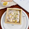 Rosa Kirschblüten-Haarschmuck-Set mit Hasen-Haarspangen in einer cremefarbenen Box - Mondhase 6-teiliges Set (Folienbox)