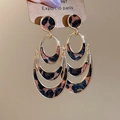 Goldene sichelförmige Leoparden-Ohrringe mit rundem Stecker im trendigen Retro-Stil - Dreilagiger Halbmond-Gold-Leoparden-Stil (2#)