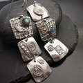 Vintage silver geometric earrings with blue labradorite stones and hammered metal plates - Blue Gemstone Style / Blue