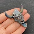 Stierenschedelhanger met iriserende afwerking, strasstenen en blauw ruw kristal - Iriserend Blauw Natuursteen Stijl (Nr. 3)
