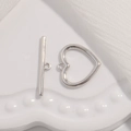 Dettaglio della chiusura a barra a forma di cuore in argento S925 lucido per gioielli fai da te - Cuore Argento