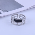 Retro hohler Edelstahlring mit schwarzem Emaille-Akzent und verstellbarem offenem Band - Einstellbar Offen / Stahlfarbe (Schwarze Emaille)