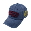 Dettaglio cappellino vintage blu lavato con ricamo 3D Discovery rosso e toppa laterale - Taglia Unica(Regolabile) / Blu Navy (Blu Lavato)