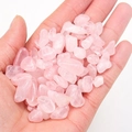 Handvoll natürlicher Rosenquarz-Heilsteine in unregelmäßigen polierten Formen - Rosenquarz (100g)