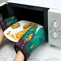 Green heat resistant oven mitt and pot holder set with golden stars and moon print - Green Lantern (Eid)