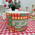 Scatola regalo di Natale cilindrica con motivi festivi di omini di pan di zenzero - Bordo per Torta a Tema Natalizio Laminato