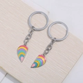 Regenbogenfarbene Fuchs-Schlüsselanhänger für Paare aus Emaille und Metall - Regenbogen Herz Splicing