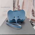 Morandi blue elephant-shaped leather coin purse with lychee grain texture and wrist strap - Denim Blue