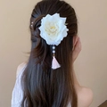 Elegant white fabric flower hair pin with pearl tassels and butterfly detail on hair - 131# White (Fabric Flower Pearl Tassel)