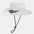 Detail van witte strooien cowboyhoed met etnisch borduursel en turkoois steenornament - Wit