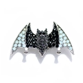 Gotische Fledermaus-Brosche aus Legierung mit schwarzen und hellblauen Strasssteinen - Schwarz