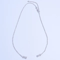 Detalle de collar DIY en plata S925 con cuentas brillantes y cilindros con diamantes - Color Oro Blanco Circonita Blanca (Tornillo De Ocho Pétalos)