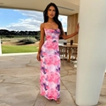 Nauwsluitende maxi-jurk met roze bloemenprint, spaghettibandjes en een vierkante halslijn - XS / Roze