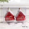 Lot de 2 suspensions de Noël en forme de maison rouge avec effet neige et cordelette - Ornement Maison Rouge (Lot de 2)