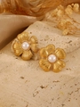 Orecchini a fiore vintage in oro opaco con perle bianche su pietra travertino beige - Stile Fiore d'Oro (Perla Artificiale) (N-514)