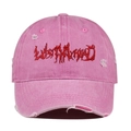 Rosa gewaschene Vintage Baseballkappe mit roter Stickerei und markanten Rissen im Stoff - Einheitsgröße / Rosa