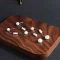 Eleganti orecchini a nappa d'argento con cinque perle bianche dal design ondulato - Argento (Perno in Argento S925)