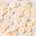 Perle distanziatrici piatte tonde in argilla polimerica beige per gioielli fai da te - Bianco Sporco