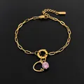 Elegante 14K vergulde roestvrijstalen armband met hart en roze kristallen bedel - Letter C / Goud