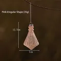 Palla di Natale in vetro rosa opaco con strisce glitterate e tappo argento - Rosa Ciliegio Irregolare