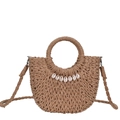 Bolso de media luna de paja hecho a mano con conchas y asa redonda en color natural - Caqui
