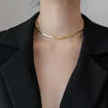 Minimalist gold snake chain necklace for women styled with a black blazer outfit - Length 30+10cm / Gold