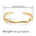 Detailed size specifications for the gold wavy open bangle with 6cm diameter - Wave Shape