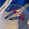 Navy blue BB hair clips set with red ribbon bows in a retro contrasting design - Blue Bow Style (HH9176) / Single Piece / Blue