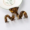 Graceful wave-shaped shark hair clip in classic tortoise shell finish for women - Wavy Claw Clip / Amber Tortoiseshell