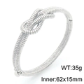 Brazalete de plata con nudo y textura de cuerda trenzada en tamaño 62x15mm - Color Acero (KB202407-KJX)