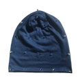 Bonnet en maille bleu foncé avec des rivets métalliques argentés pour un look streetwear - Taille unique / Bleu marine